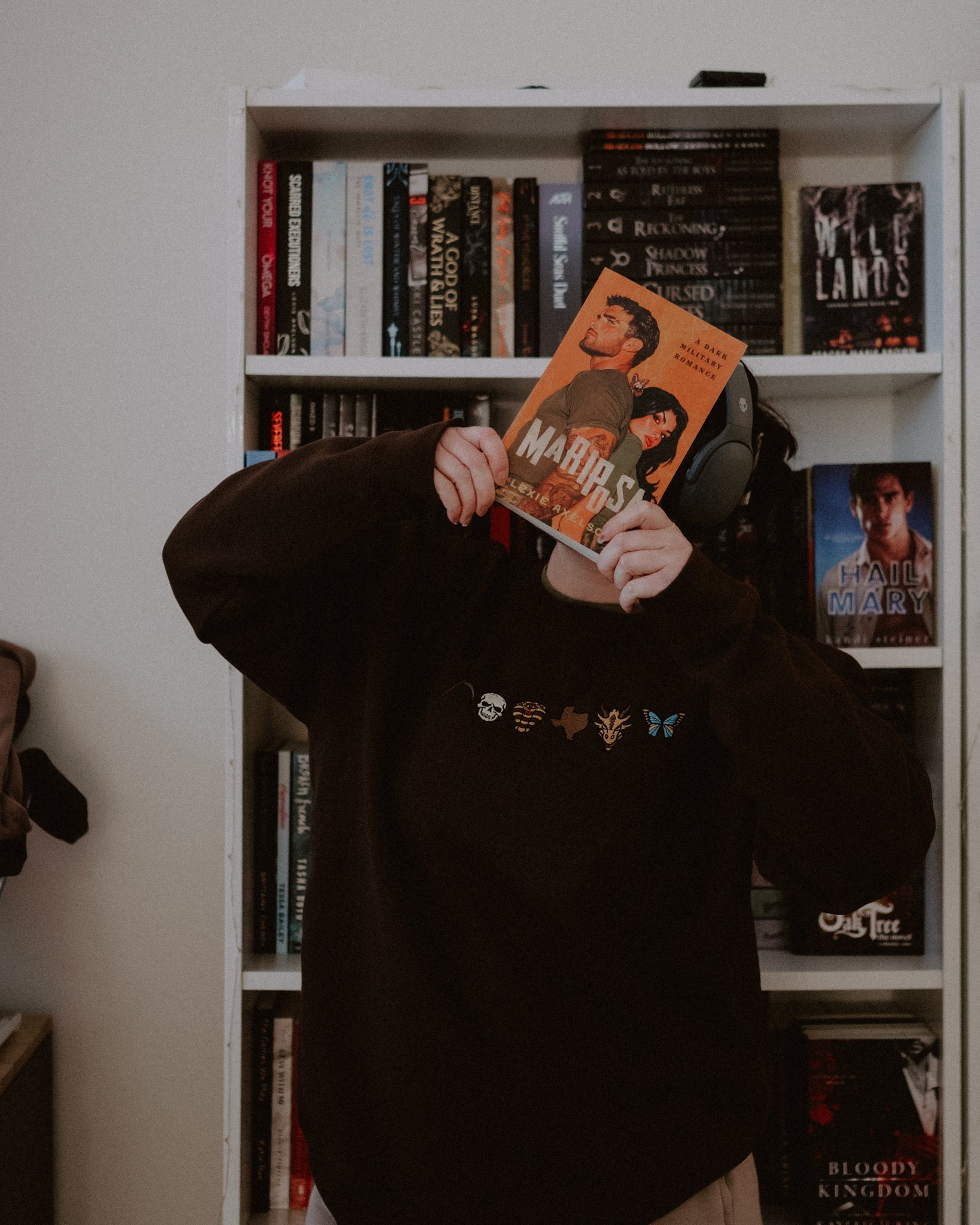 PRE-ORDER: Mariposa Embroidered Crewneck